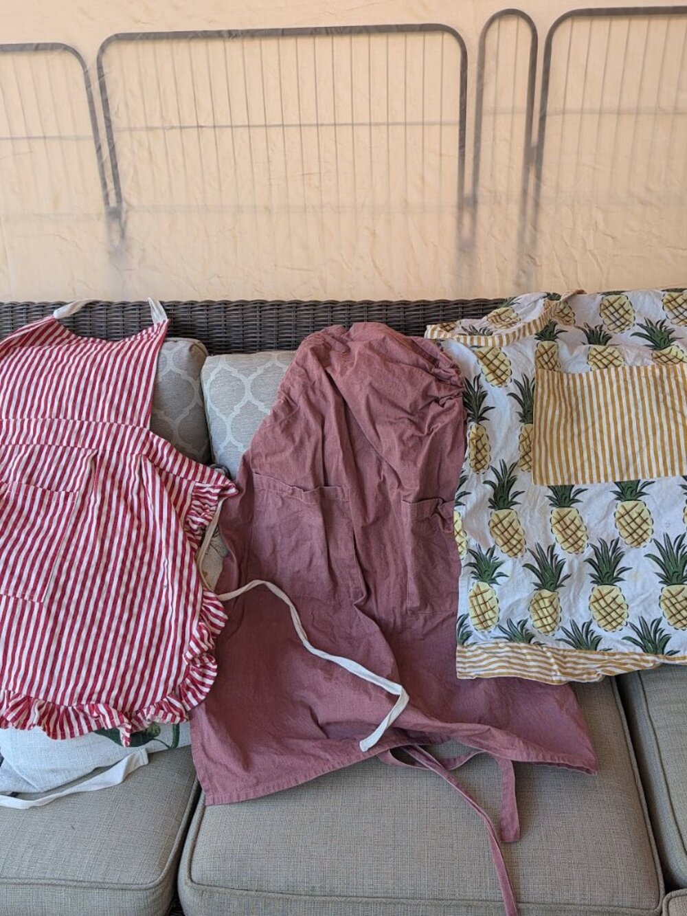 LOT 30 APRONS - apron collection